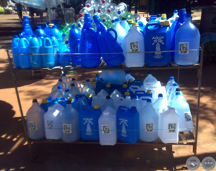 POZO (YKUA) DE LA VIRGEN DE CAACUPÉ (FOTOGRAFÍAS DEL PORTALGUARANI.COM)